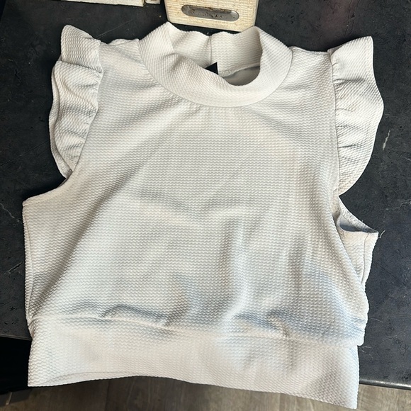 Crop shirt - Picture 1 of 2